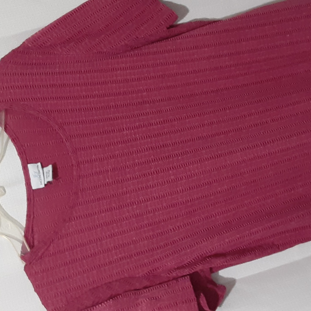 Jaclyn Smith Top